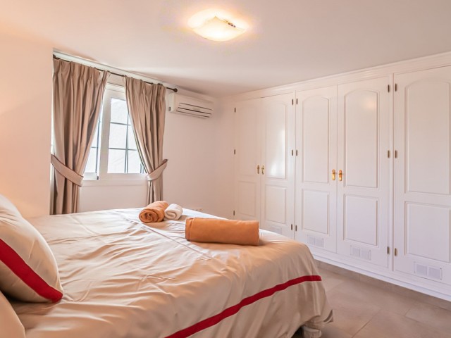 6 Soveroms Villa i Torrenueva