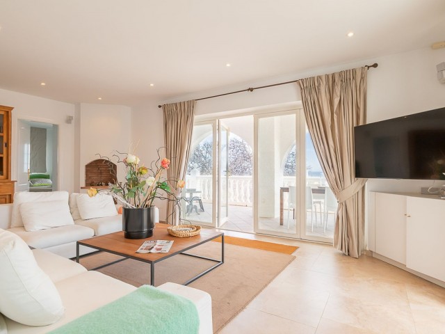 6 Soveroms Villa i Torrenueva