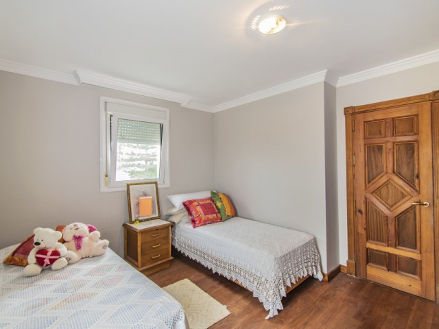 Villa avec 4 Chambres  à San Pedro de Alcántara