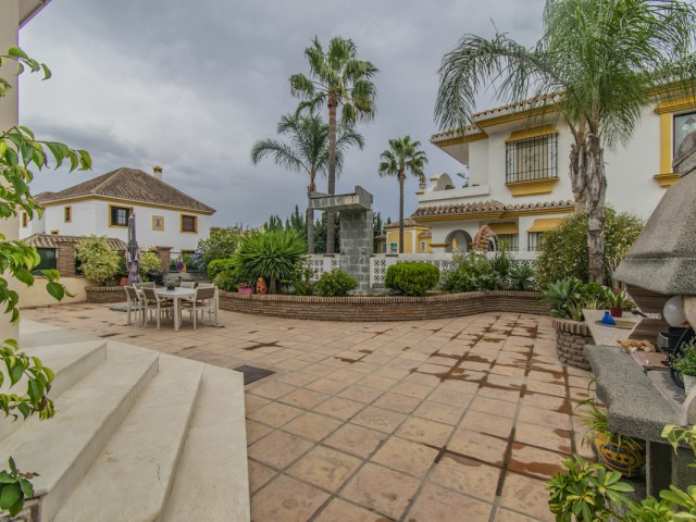 4 Schlafzimmer Villa in San Pedro de Alcántara