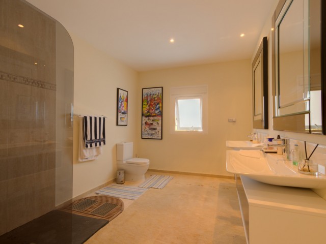4 Bedrooms Villa in La Cala Golf