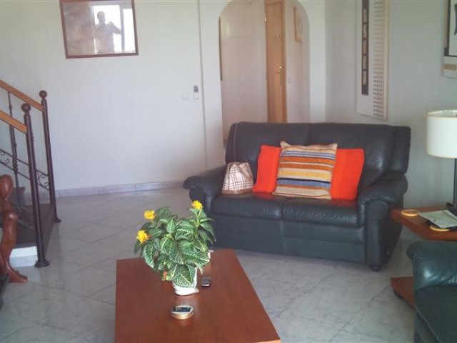 Penthouse avec 5 Chambres  à La Duquesa