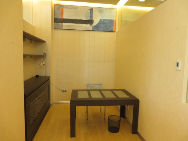Commercial avec 5 Chambres  à Marbella