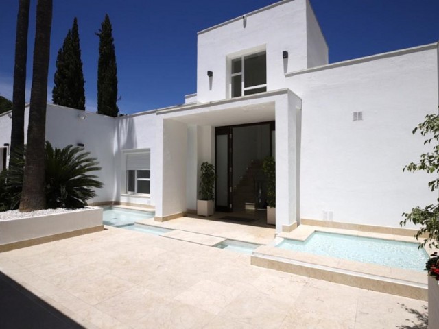 Villa, Las Brisas, R3749149