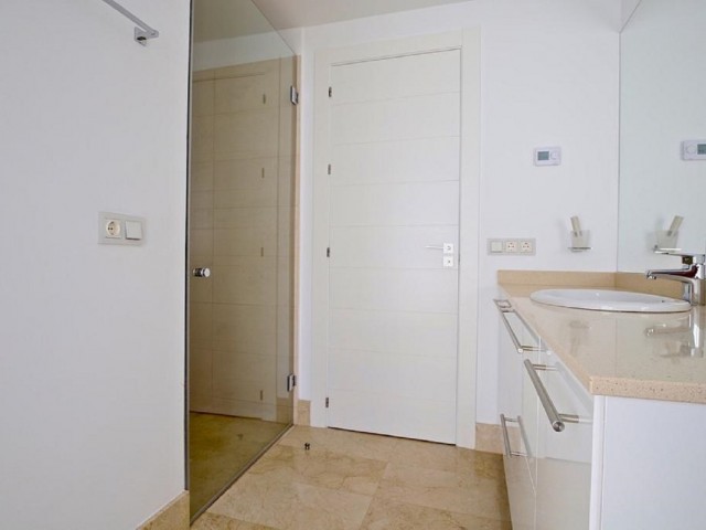 6 Schlafzimmer Villa in Las Brisas