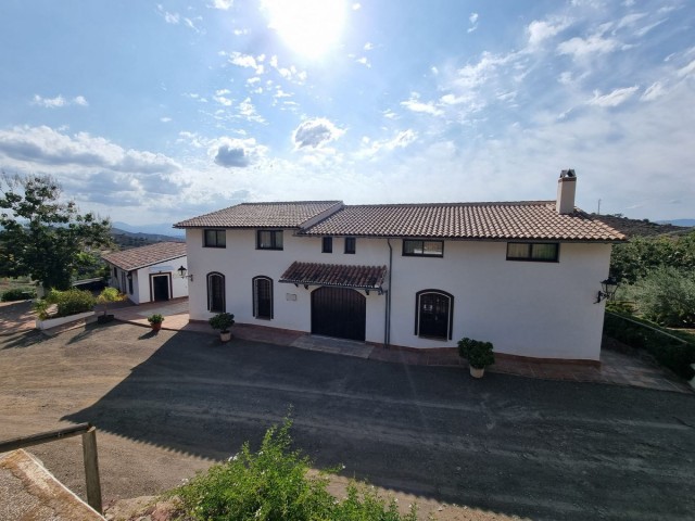 15 Bedrooms Villa in Málaga