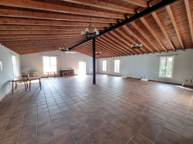 15 Bedrooms Villa in Málaga
