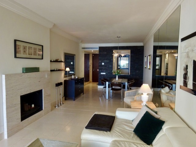 Apartamento, Altos de los Monteros, R4582219
