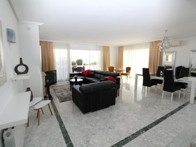 Penthouse i Puerto Banús