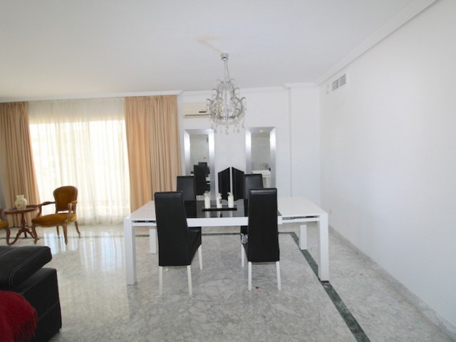 Penthouse i Puerto Banús