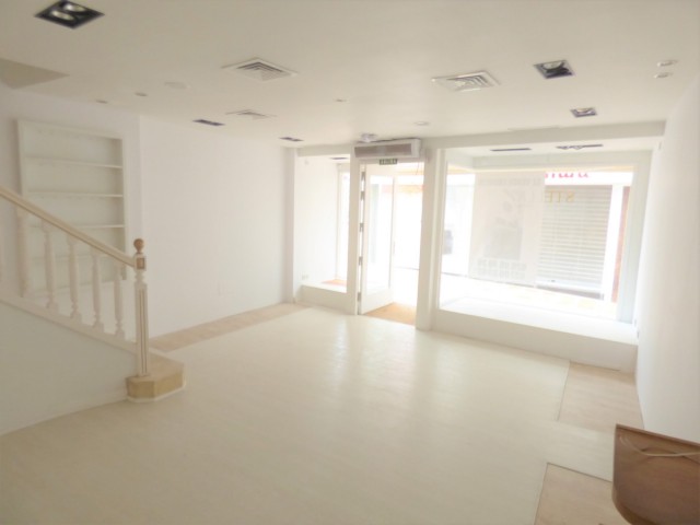 2 Bedrooms Townhouse in Marbella