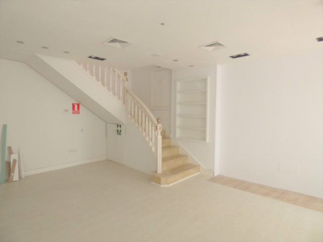 2 Bedrooms Townhouse in Marbella