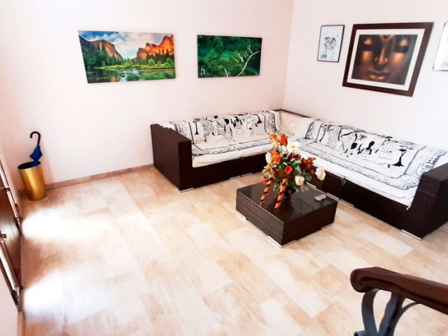 Villa con 3 Dormitorios  en Alhaurín el Grande