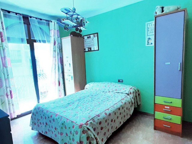 Villa con 3 Dormitorios  en Alhaurín el Grande