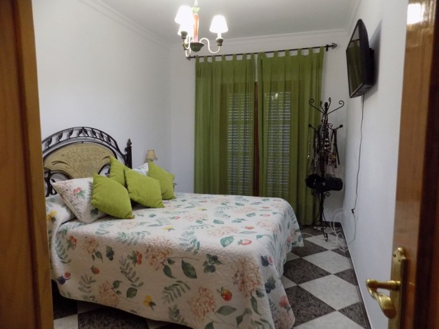 Maison mitoyenne avec 4 Chambres  à Alhaurín el Grande