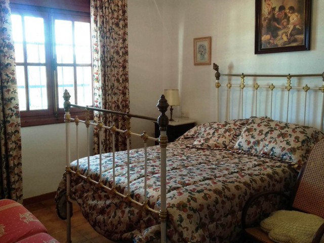 Villa con 5 Dormitorios  en Entrerrios