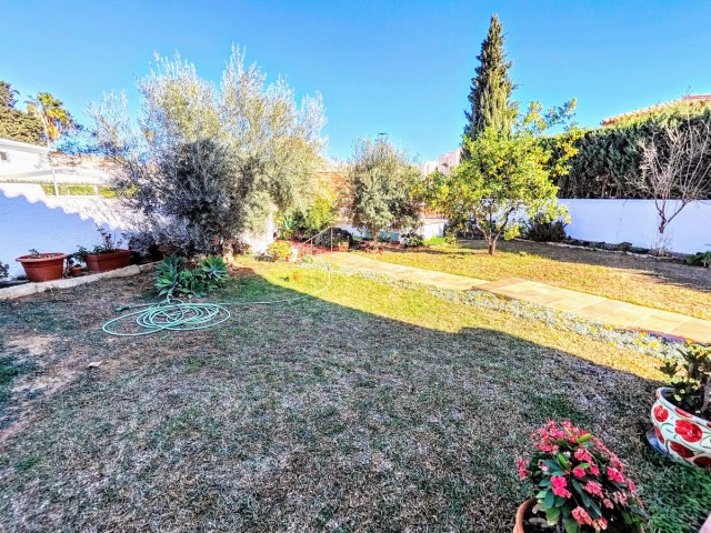 4 Bedrooms Villa in Benalmadena Costa