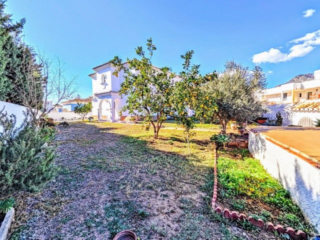 4 Bedrooms Villa in Benalmadena Costa