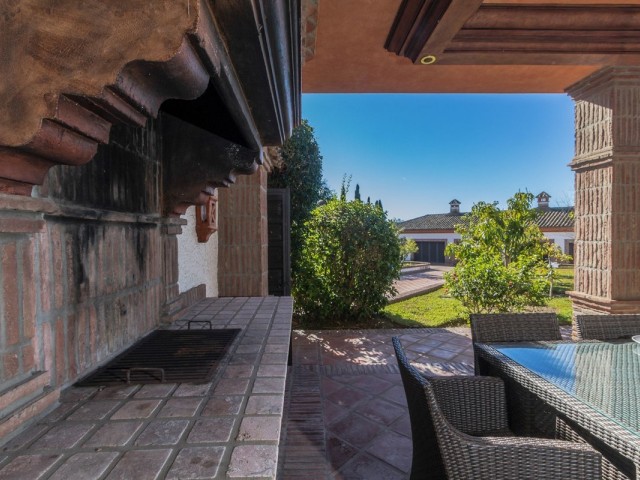 Villa con 4 Dormitorios  en Costabella