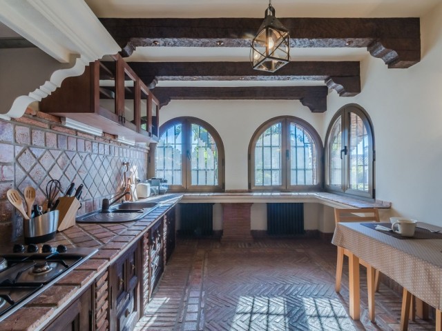 4 Schlafzimmer Villa in Costabella