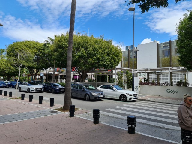Commercial in Puerto Banús