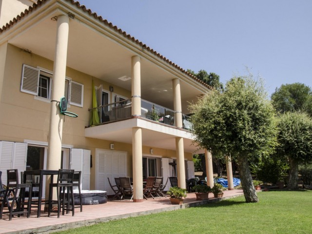 Villa avec 5 Chambres  à Sotogrande
