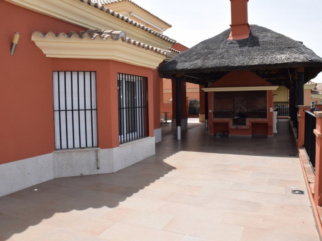 Villa con 4 Dormitorios  en Santa Clara