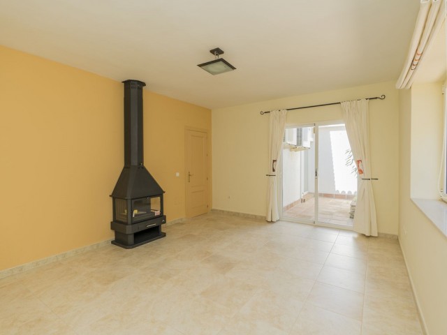 5 Bedrooms Villa in Valtocado