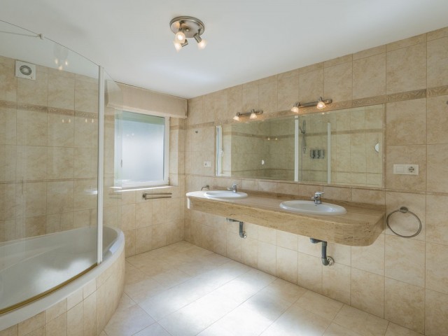 5 Slaapkamer Villa in Valtocado