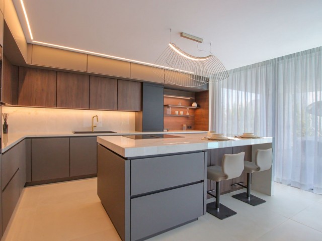 4 Soveroms Villa i Valle Romano