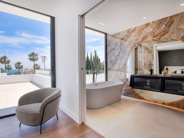 4 Soveroms Villa i Valle Romano