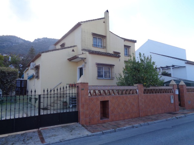 Villa, Alhaurín de la Torre, R3990514