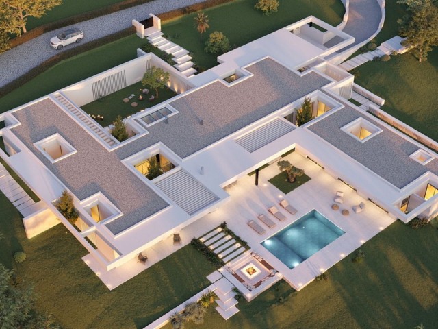 6 Bedrooms Villa in Sotogrande Alto