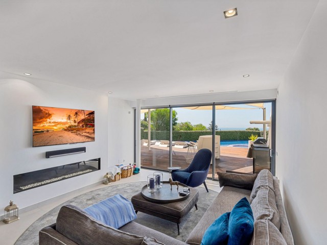 5 Bedrooms Villa in Fuengirola