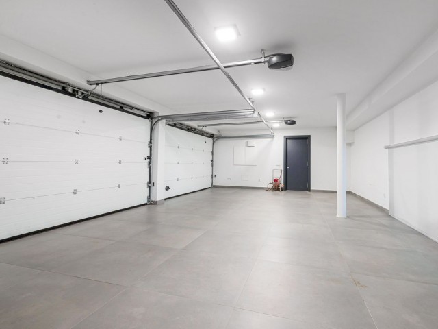 Villa avec 5 Chambres  à Fuengirola