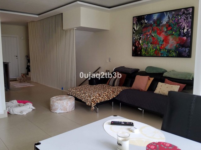3 Bedrooms Townhouse in Nueva Andalucía