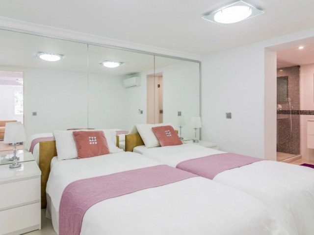 8 Schlafzimmer Villa in Marbella
