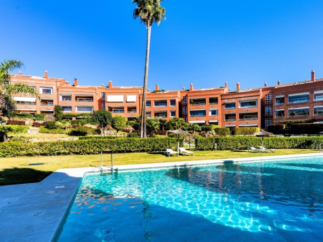 Apartment, Marbella, R4649215