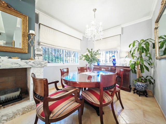 4 Soveroms Villa i Marbesa