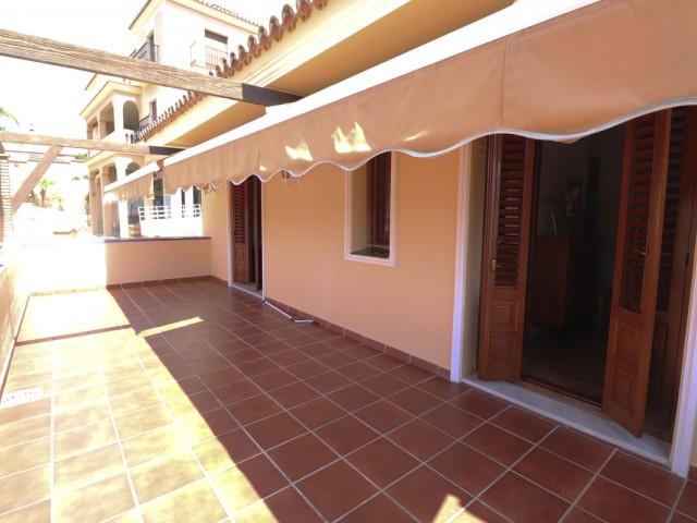 Villa, San Pedro de Alcántara, R3898267