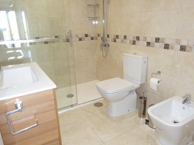 2 Bedrooms Apartment in Puerto Banús