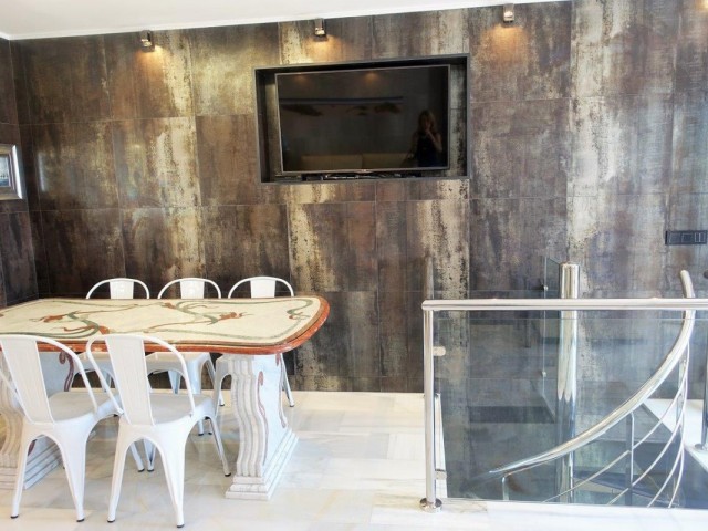 2 Bedrooms Apartment in Puerto Banús