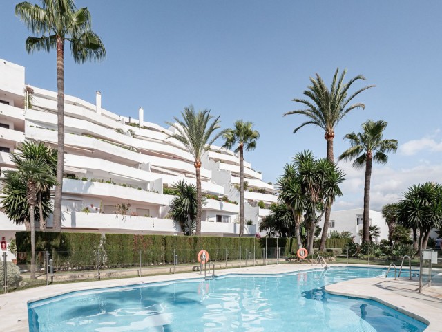 Apartment, Marbella, R4653601
