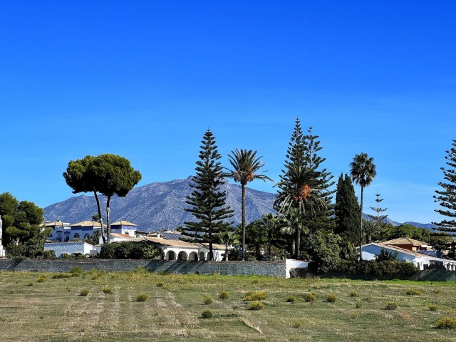 Rijtjeshuis, San Pedro de Alcántara, R4554604
