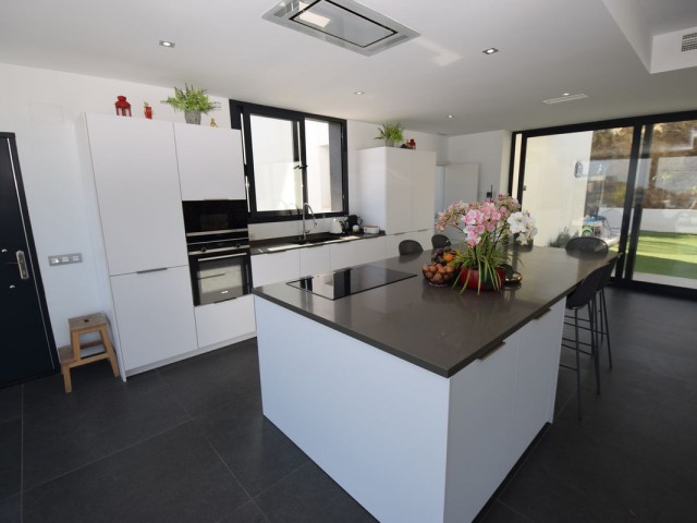 4 Bedrooms Villa in La Cala Golf