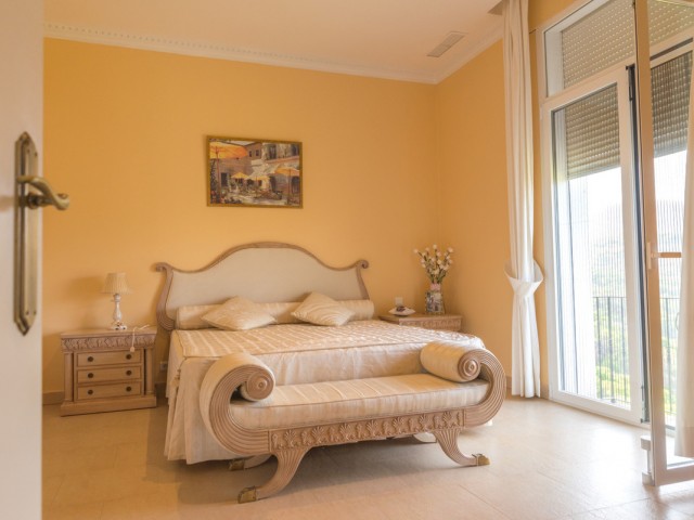 7 Schlafzimmer Villa in Estepona
