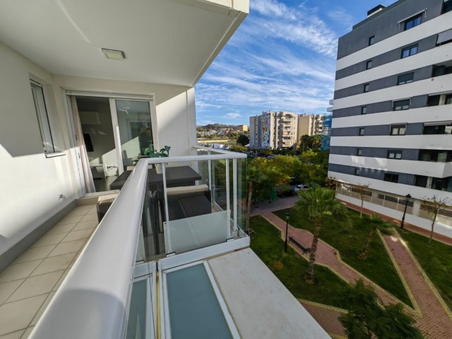 Apartment, Estepona, R4660924