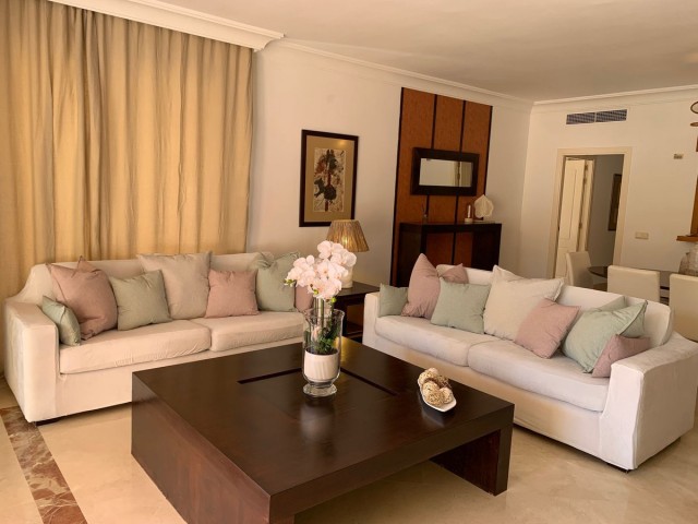 Apartment, San Pedro de Alcántara, R4673053