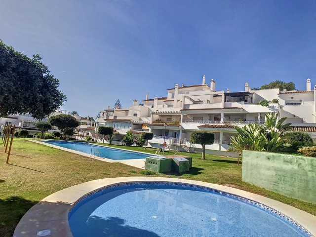 Apartment, Marbella, R4676917