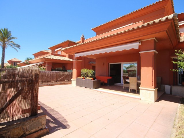 Villa, Santa Clara, R4198714